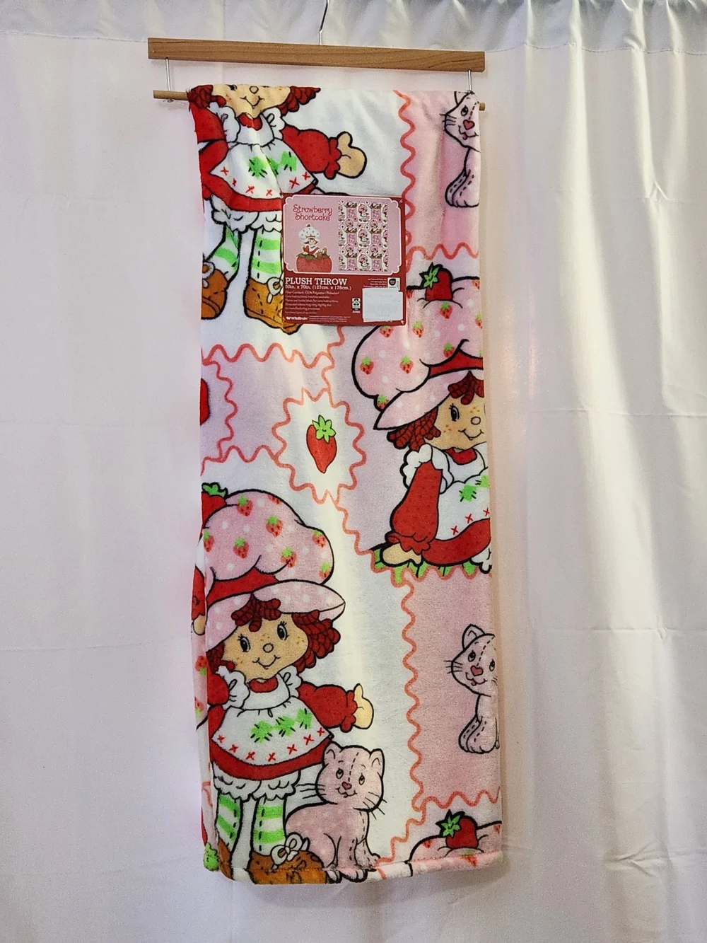 Strawberry Shortcake And Custard Plush Patchwork Look Throw Blanket